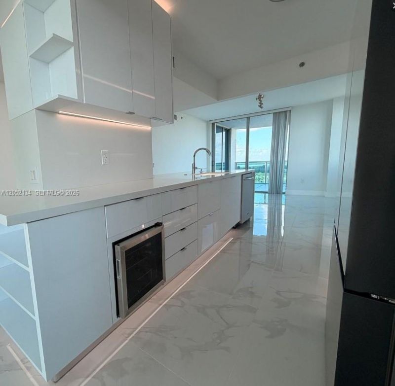 2641 N Flamingo Rd , Unit 2208N, Sunrise, FL 33323 Photo