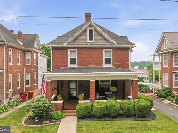 206 N PRINCE STREET , SHIPPENSBURG, PA 17257