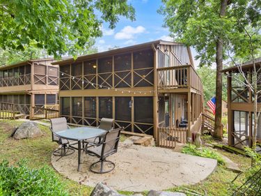 42-2 Woodson Bend Resort , Bronston, KY 42518