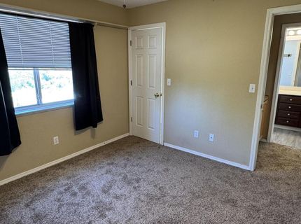998 Edgecliff Drive, Reno, NV 89523 Photo