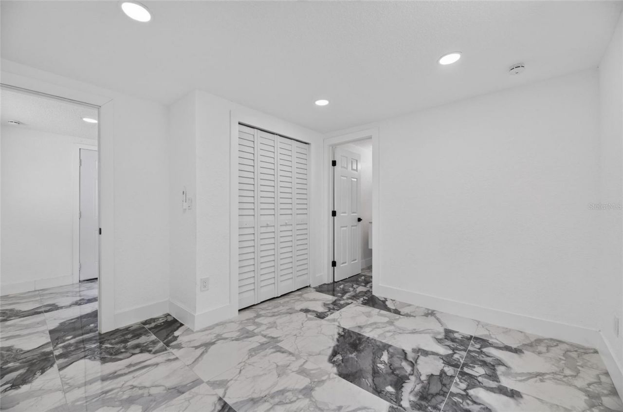 102 Garland Court, Tampa, FL 33613 Photo