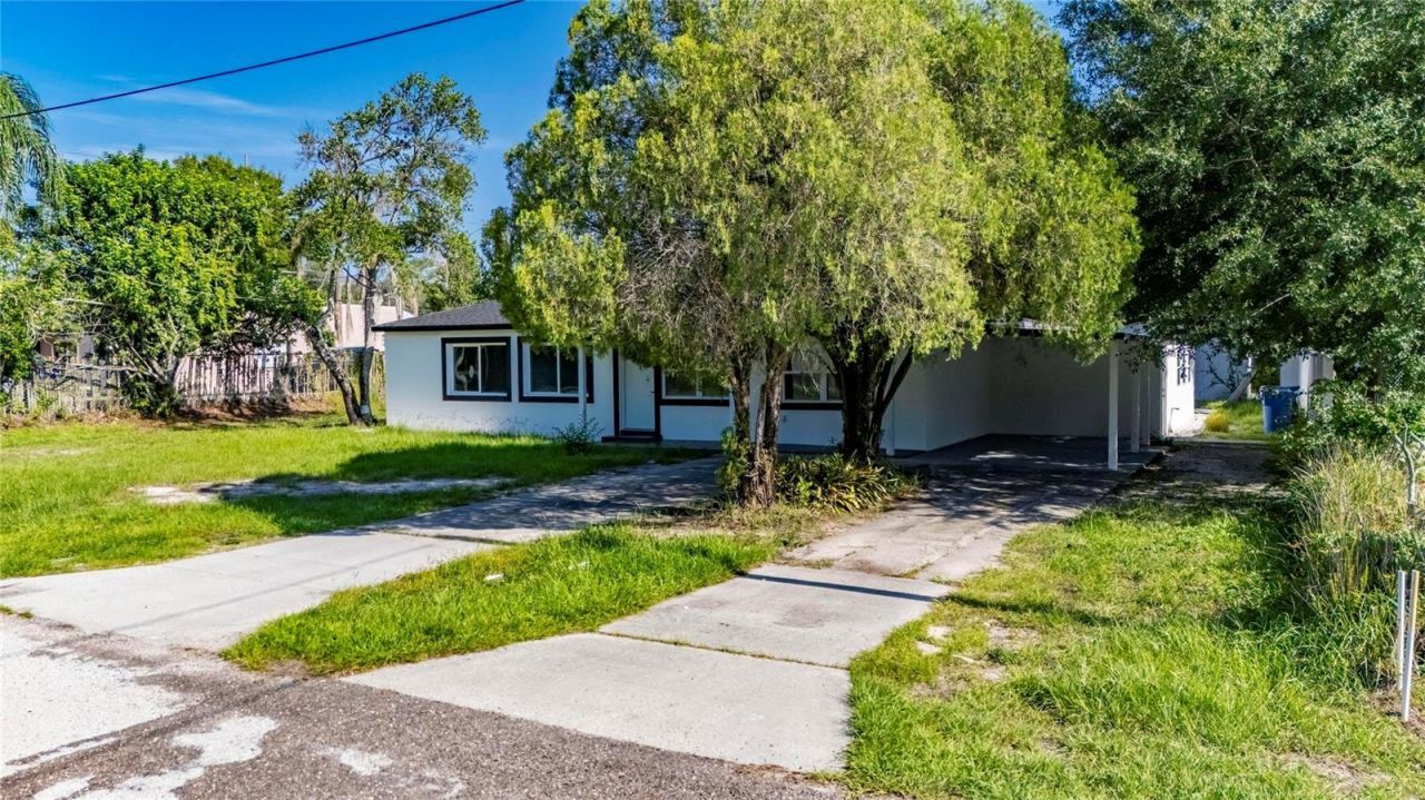 102 Garland Court, Tampa, FL 33613 Photo