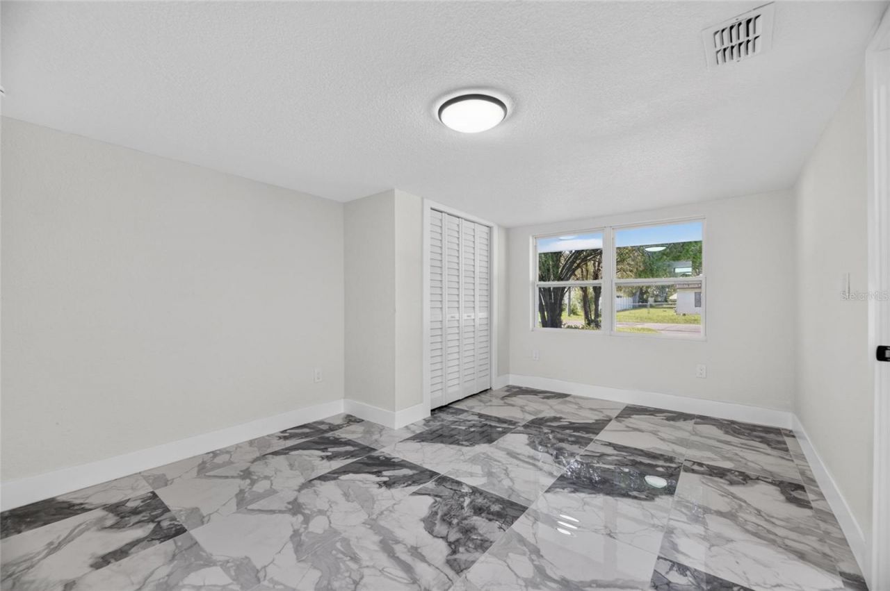102 Garland Court, Tampa, FL 33613 Photo