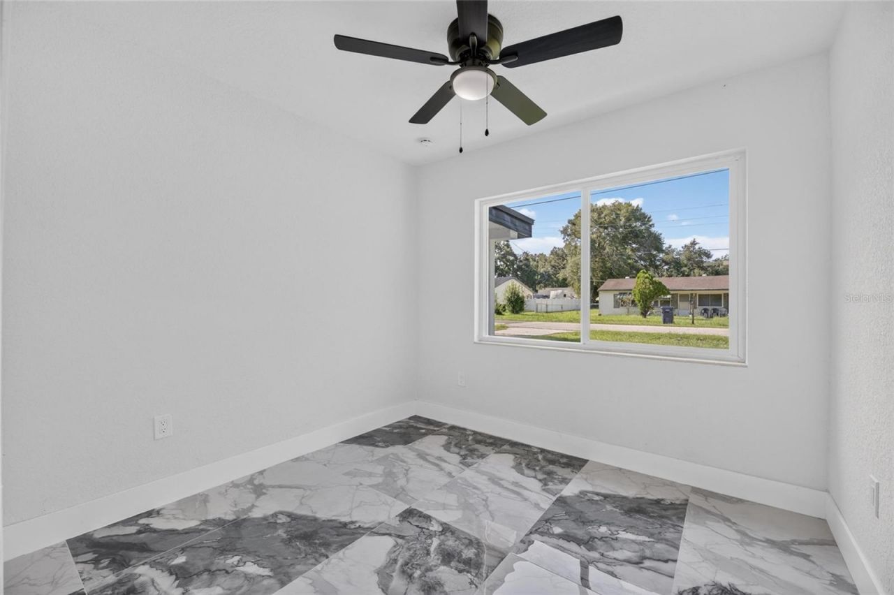 102 Garland Court, Tampa, FL 33613 Photo