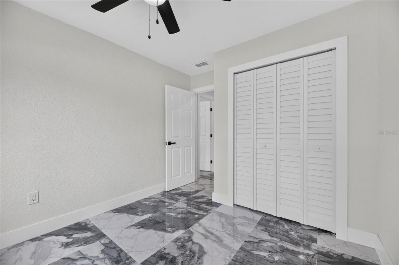 102 Garland Court, Tampa, FL 33613 Photo