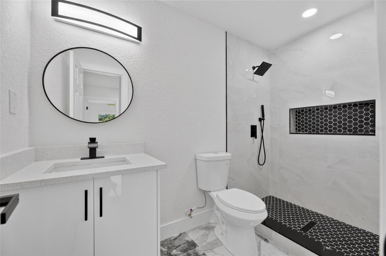 102 Garland Court, Tampa, FL 33613 Photo