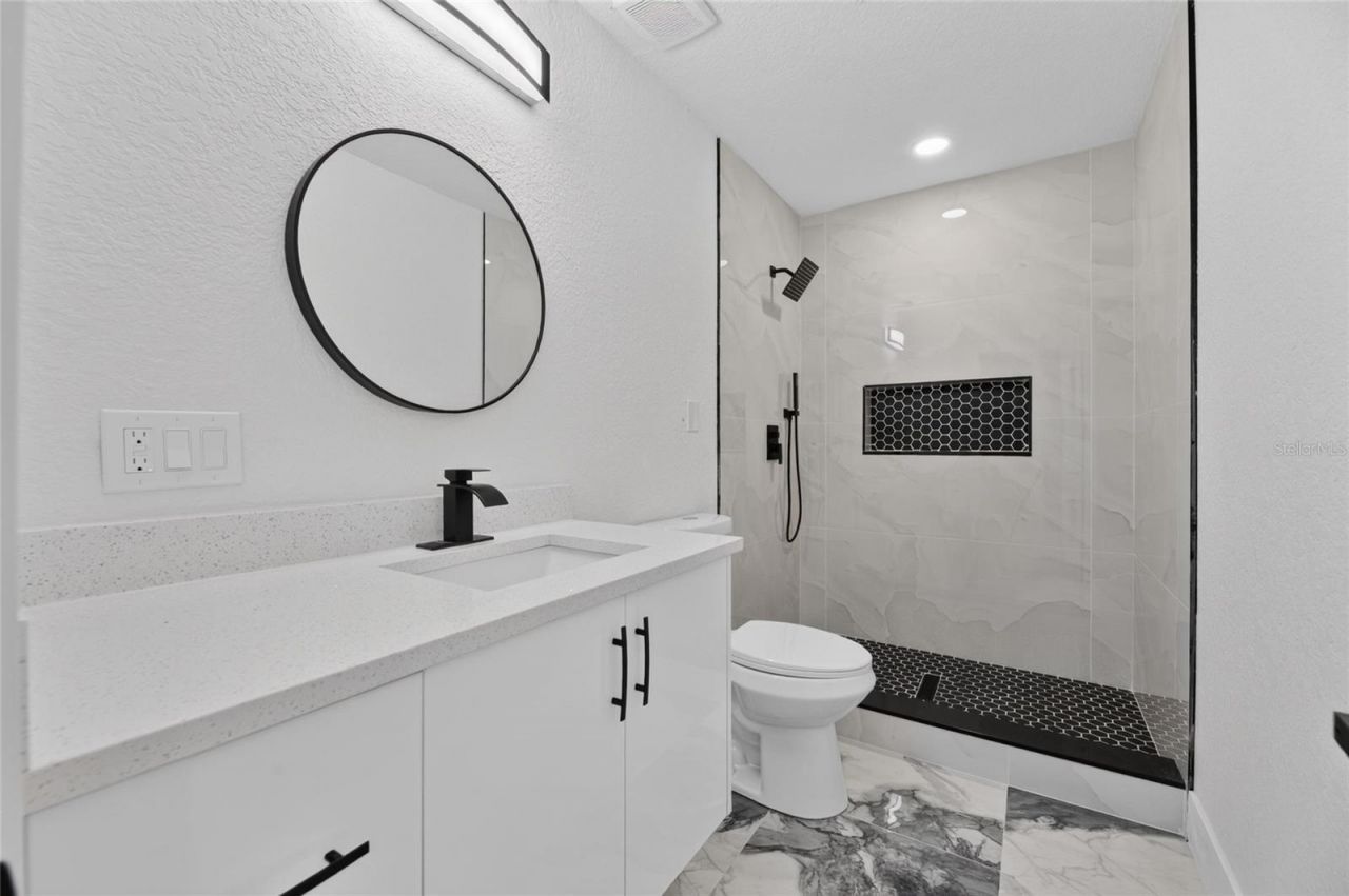 102 Garland Court, Tampa, FL 33613 Photo