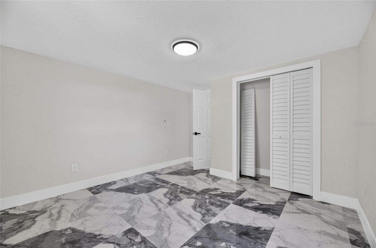 102 Garland Court, Tampa, FL 33613 Photo