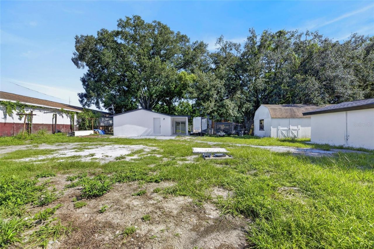 102 Garland Court, Tampa, FL 33613 Photo