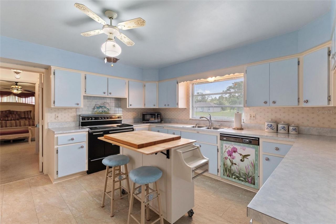 6197 Amaryllis Drive , Indian Lake Estates, FL 33855 Photo