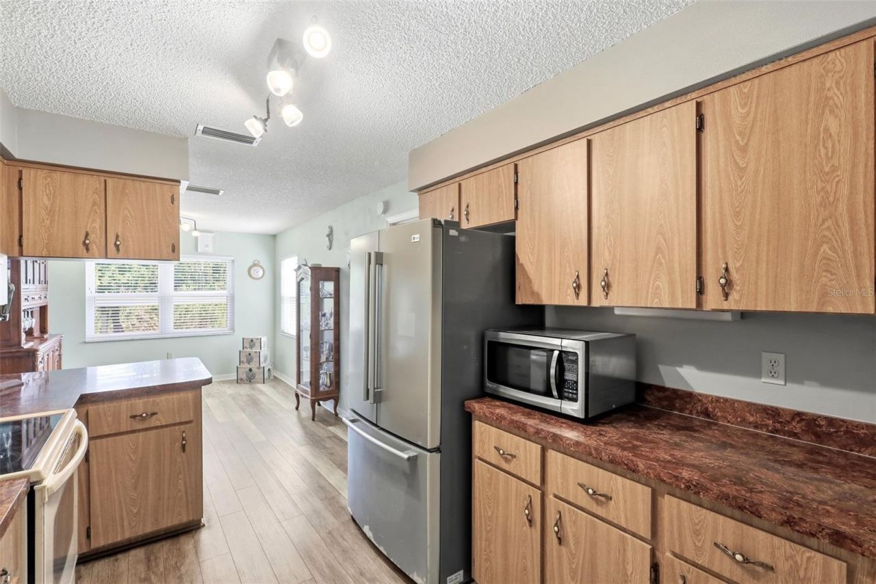 26638 E Cove Drive , Tavares, FL 32778 Photo