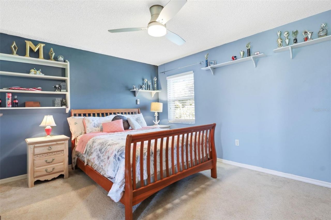 26638 E Cove Drive , Tavares, FL 32778 Photo