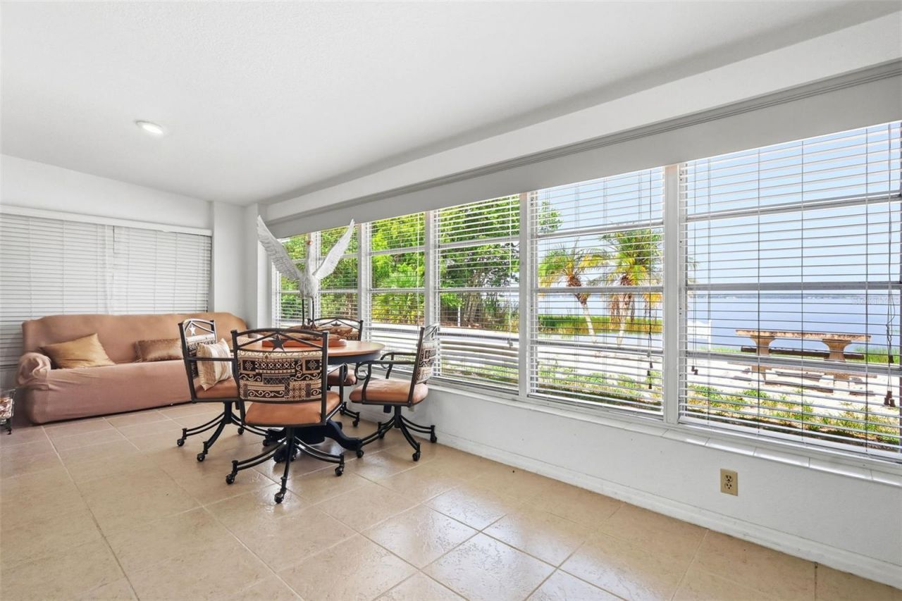 26638 E Cove Drive , Tavares, FL 32778 Photo