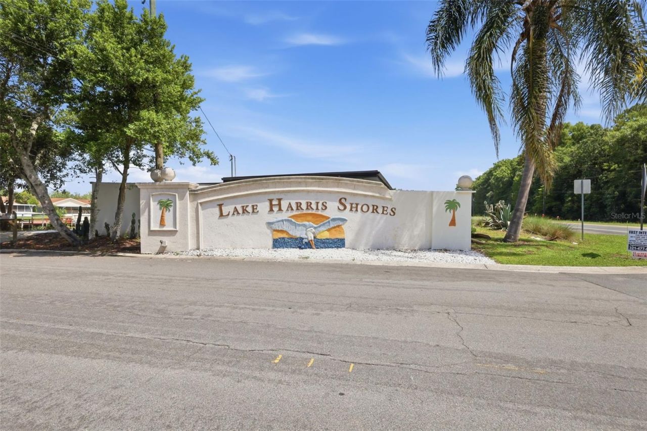 26638 E Cove Drive , Tavares, FL 32778 Photo