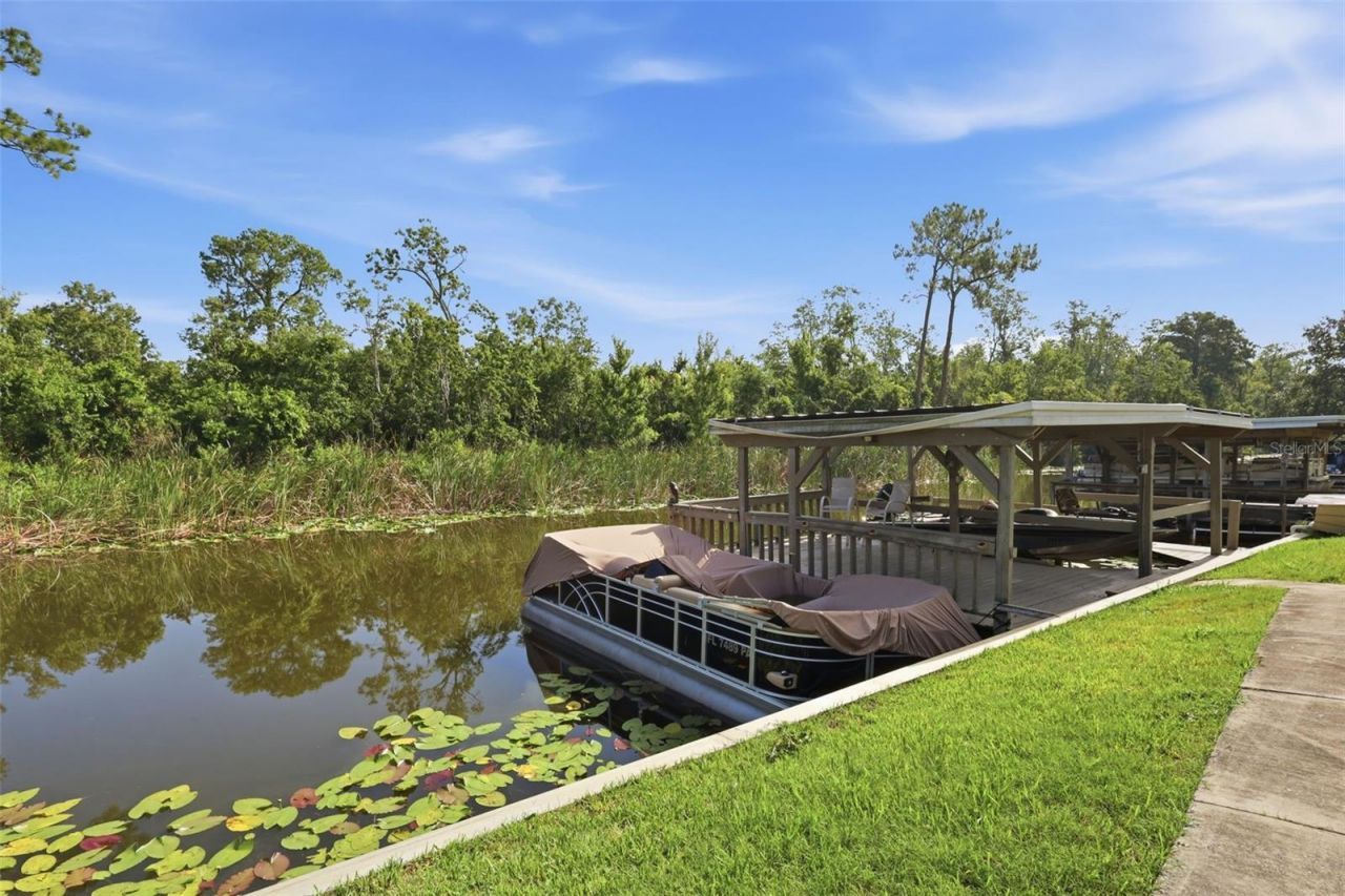 26638 E Cove Drive , Tavares, FL 32778 Photo
