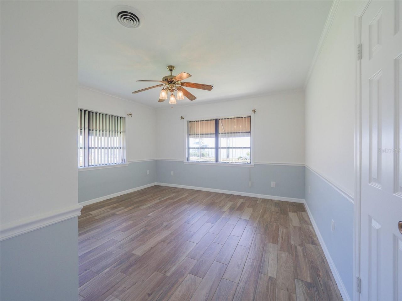 2410 Riverside Drive E, Bradenton, FL 34208 Photo