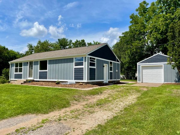 W9486 State Highway 35 , Pepin, WI 54759