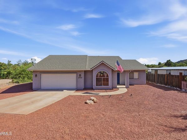 3900 E MONTEZUMA Avenue, Rimrock, AZ 86335