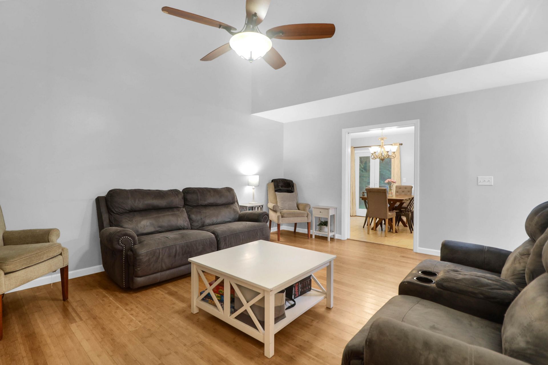 112 Fox Chase Drive Photo 11