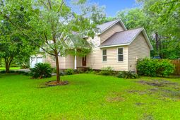 112 Fox Chase Drive photo 4