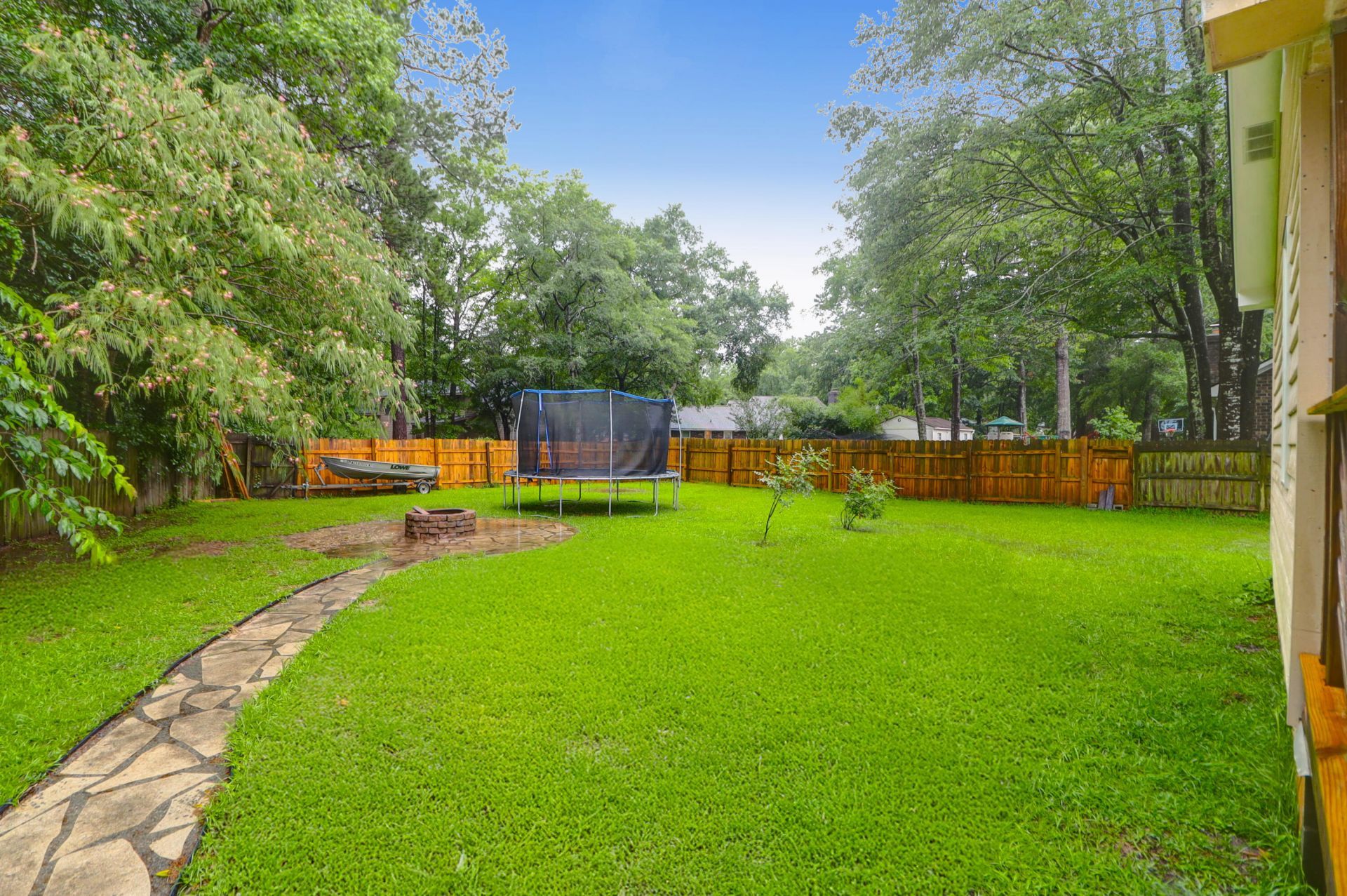 112 Fox Chase Drive Photo 28