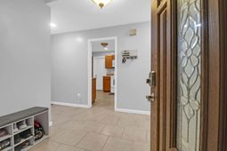 112 Fox Chase Drive photo 4