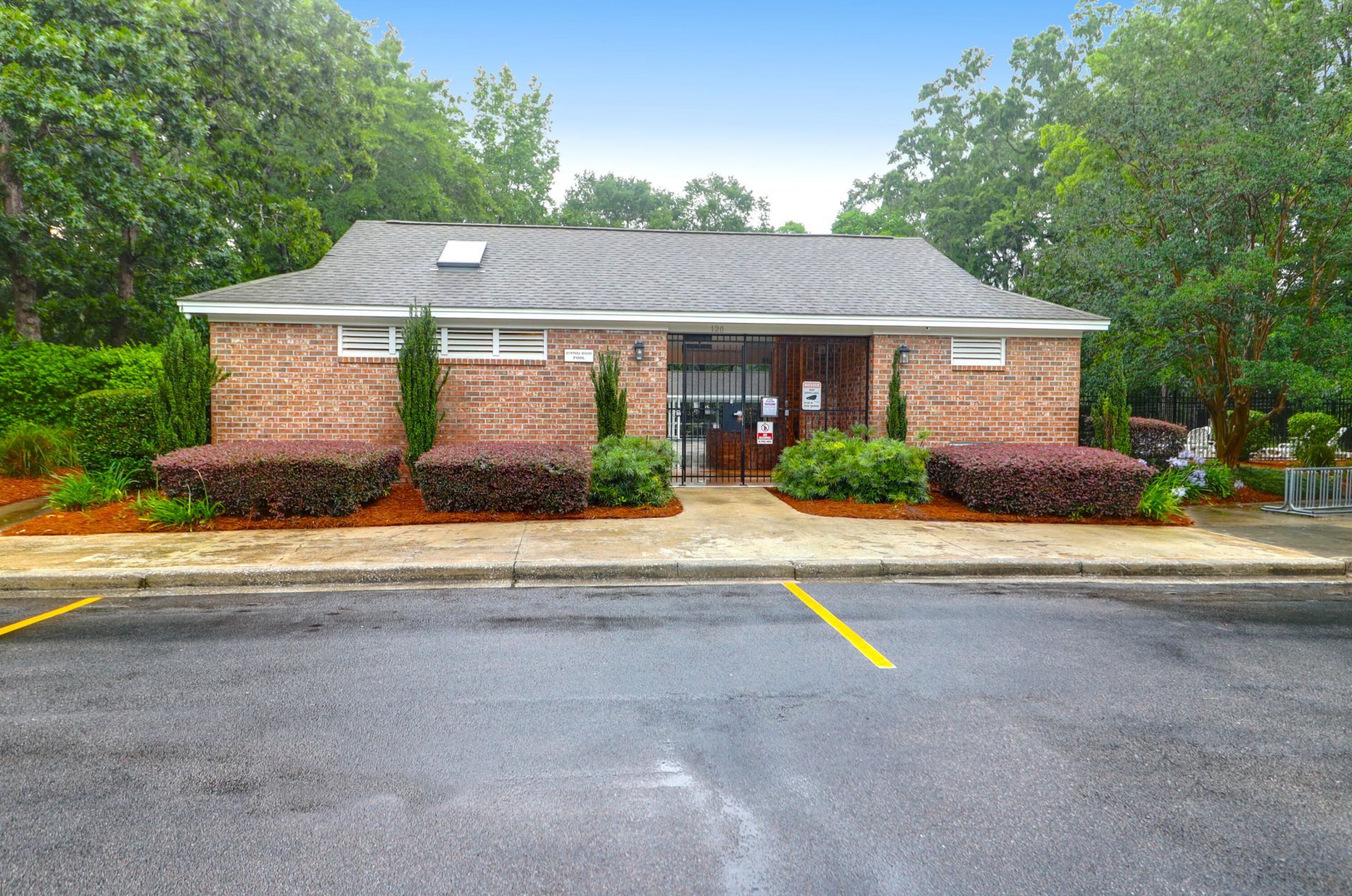 112 Fox Chase Drive Photo 32