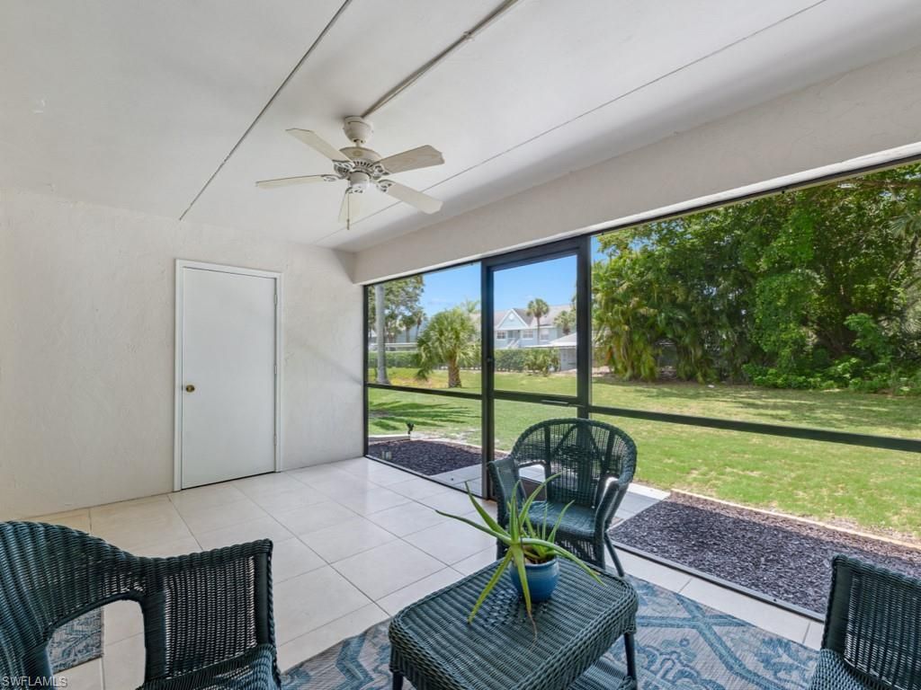 151 Cypress Way E, Unit E101, Naples, FL 34110 Photo