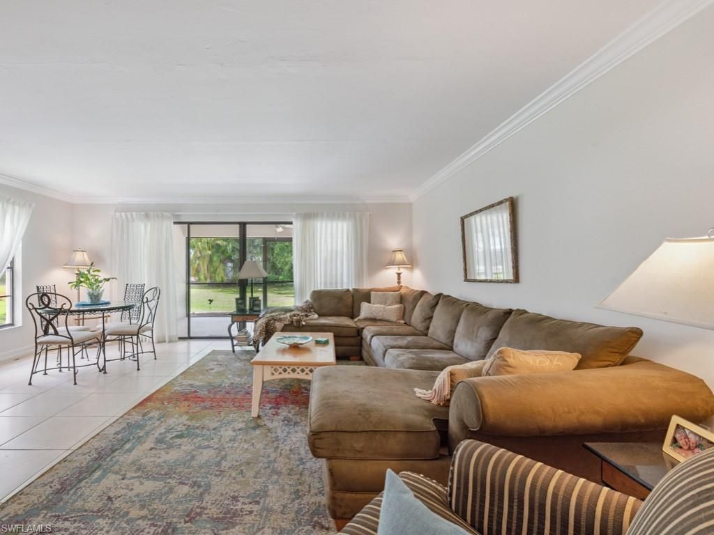 151 Cypress Way E, Unit E101, Naples, FL 34110 Photo