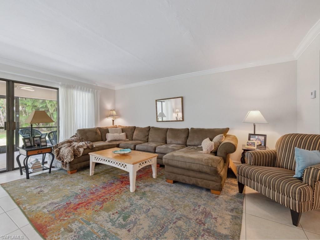 151 Cypress Way E, Unit E101, Naples, FL 34110 Photo
