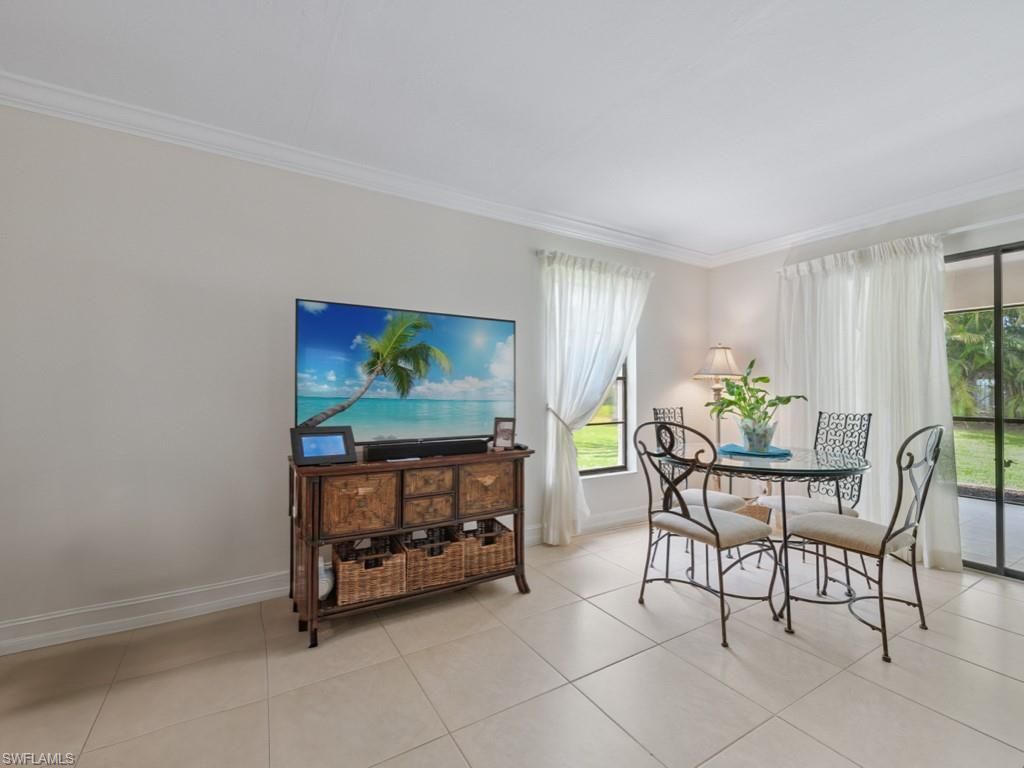 151 Cypress Way E, Unit E101, Naples, FL 34110 Photo