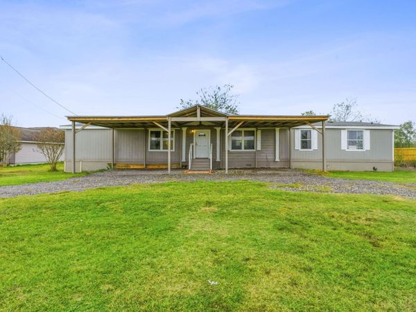344 Coronado LN , Kyle, TX 78640