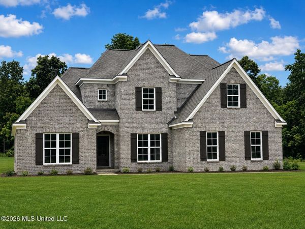 875 Hazelwood Drive, Lake Cormorant, MS 38641