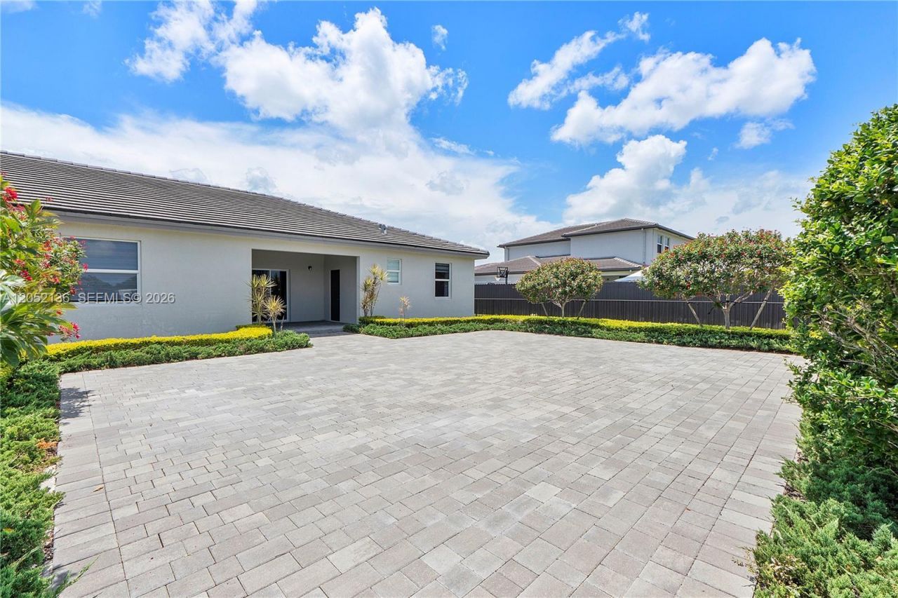 29101 SW 167th Ct, Homestead, FL 33030 Photo