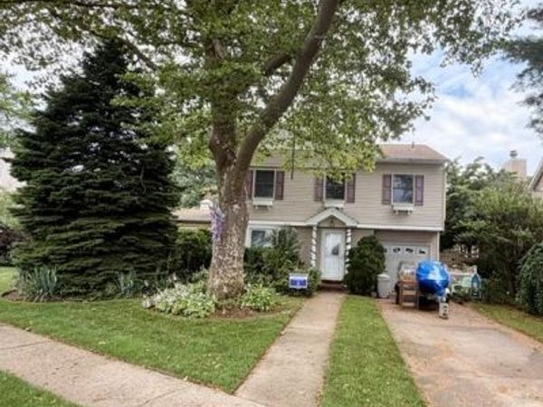 2785 Harvey Avenue , Oceanside, NY 11572