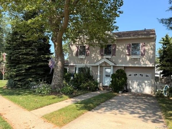 2785 Harvey Avenue, Oceanside, NY 11572