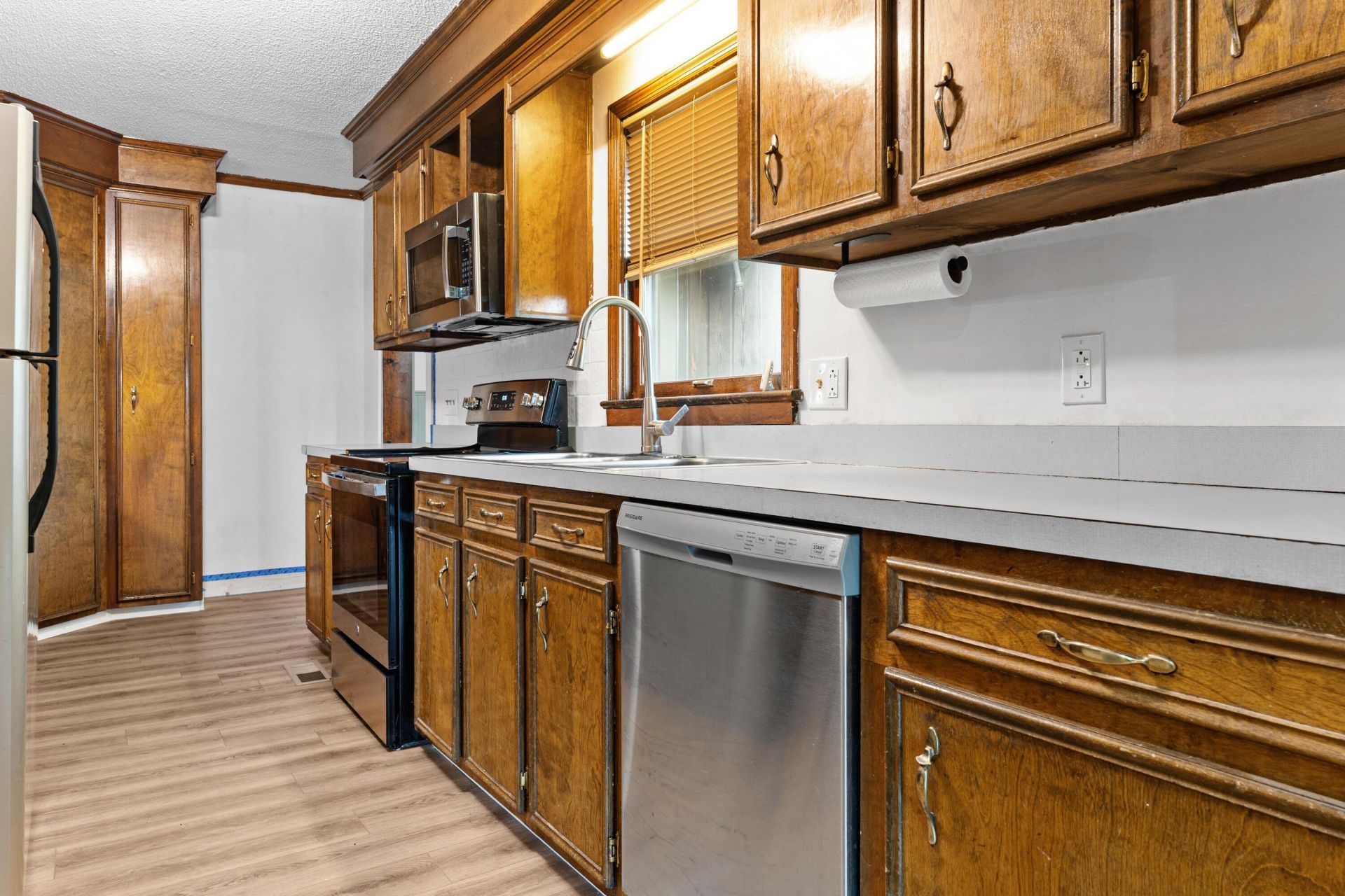 3796 Lake Marston Drive Photo 14