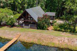 3796 Lake Marston Drive photo 4