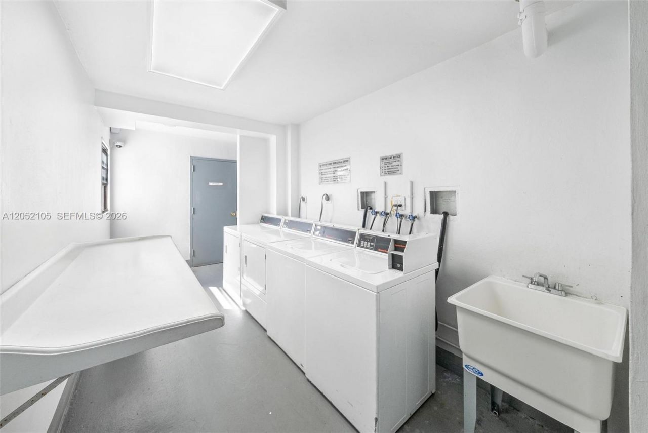 20400 W Country Club Dr , Unit 610, Aventura, FL 33180 Photo