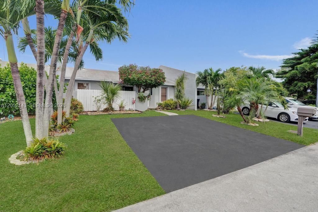 10375 SW 209th Ln , Cutler Bay, FL 33189 Photo