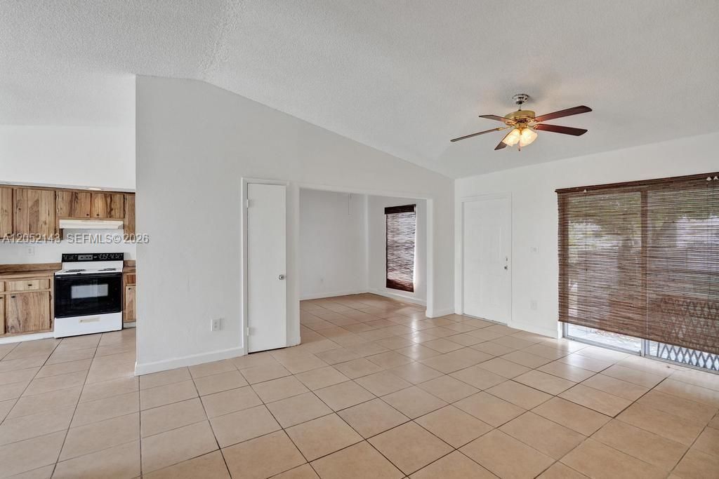 10375 SW 209th Ln , Cutler Bay, FL 33189 Photo