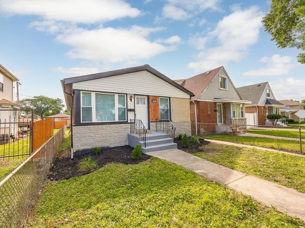 9427 S Emerald Avenue , Chicago, IL 60620