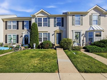 1282 HUNTER LANE , PERKIOMENVILLE, PA 18074