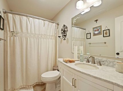 3308 E Forest Lake Rd, Acampo, CA 95220 Photo