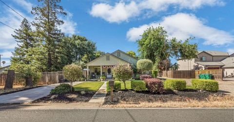 3308 E Forest Lake Rd, Acampo, CA 95220 Photo