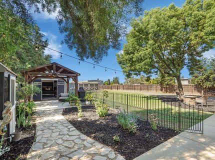 3308 E Forest Lake Rd, Acampo, CA 95220 Photo