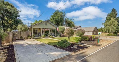 3308 E Forest Lake Rd, Acampo, CA 95220 Photo
