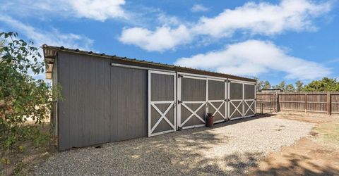 3308 E Forest Lake Rd, Acampo, CA 95220 Photo
