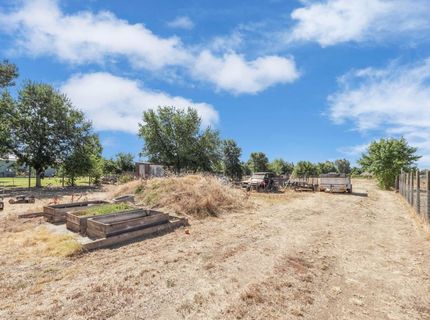 3308 E Forest Lake Rd, Acampo, CA 95220 Photo