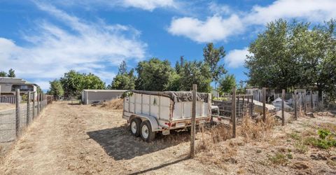 3308 E Forest Lake Rd, Acampo, CA 95220 Photo